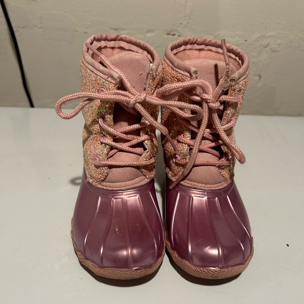 Girls boots